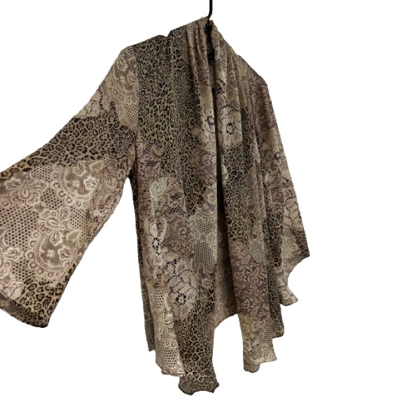 2/$10🔥 Leopard and Paisley Print Lightweight Cardigan - Picture 2 of 6